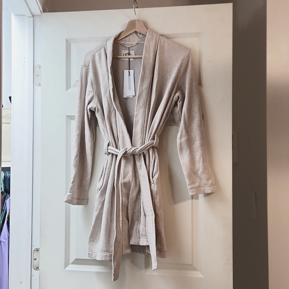 NWT UGG robe size small
